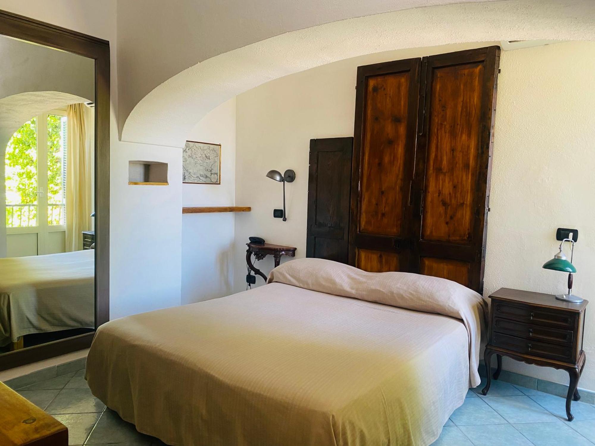 Black Market Hotel Ischia Buitenkant foto